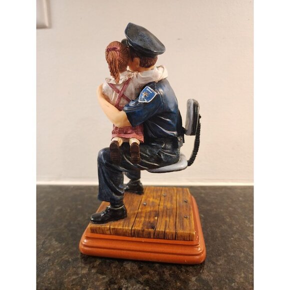 Vanmark Blue Hats Of Bravery "Daddy's Girl" Retired Police Figurine 2/0944 - Picture 4 of 11